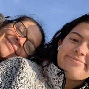 Meet your Posher, Alma